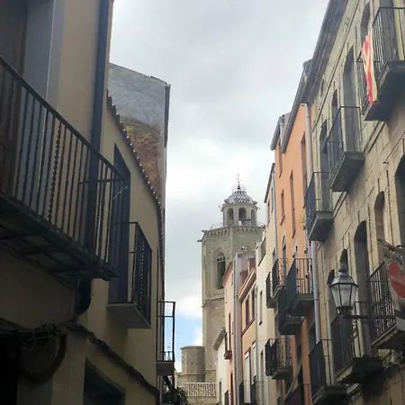 L'ametller * Cervera (Catalonia)